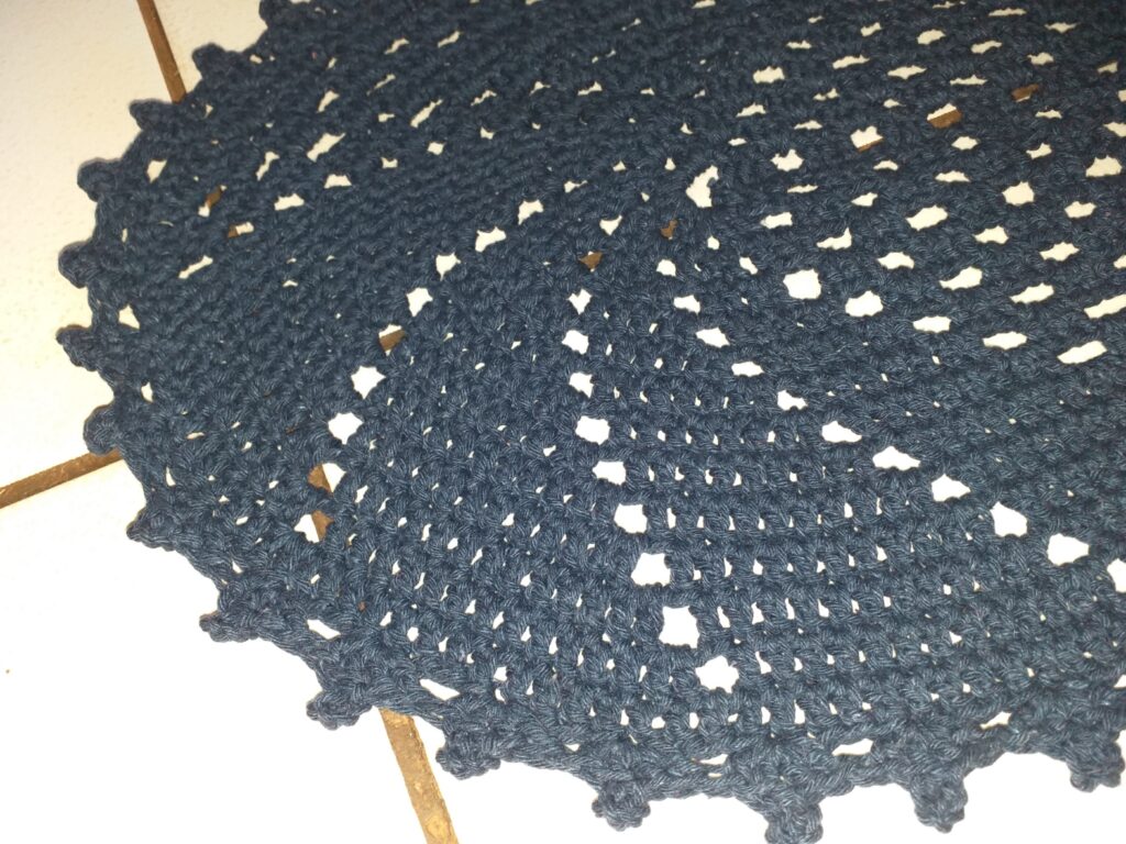 Tapete de Crochê Aspiral Azul
