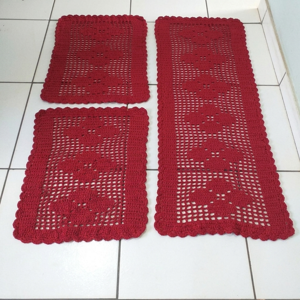 Jogo de Tapete de Crochê + Passadeira Rosas Vermelho